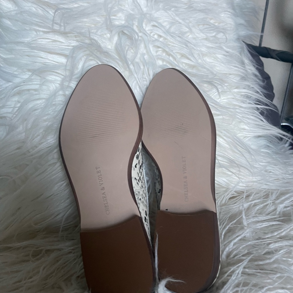 Chelsea & Violet Shoes - Picture 3 of 9